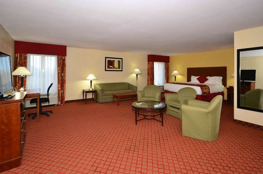 Best Western Plus Kansas City Airport - Kci East Eksteriør bilde