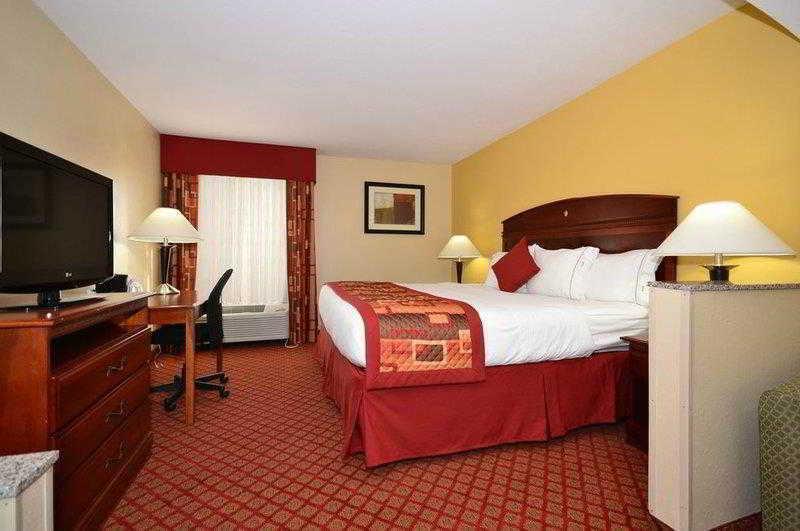 Best Western Plus Kansas City Airport - Kci East Eksteriør bilde