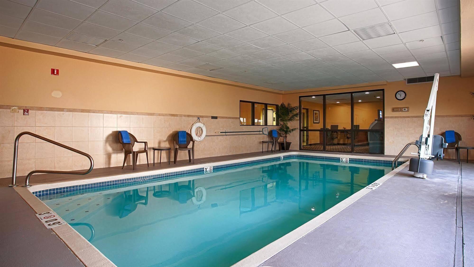 Best Western Plus Kansas City Airport - Kci East Eksteriør bilde